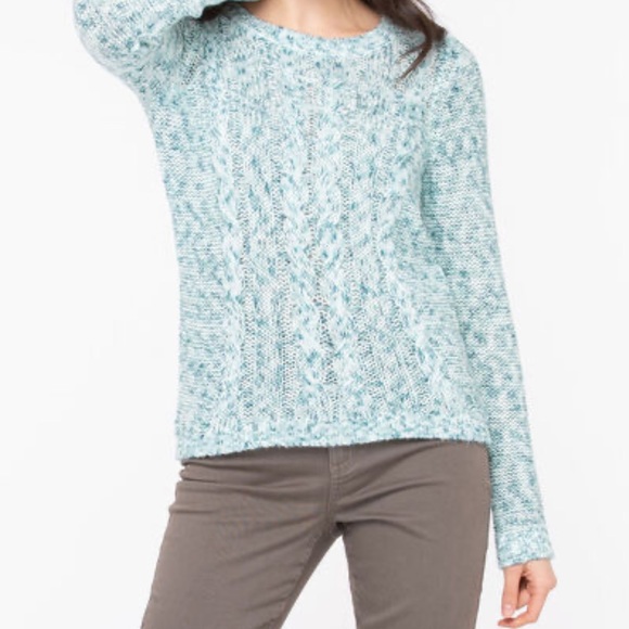 SCOOP NECK CABLE KNIT - Picture 3 of 5